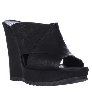 Womens Vince Camuto Garton Wedge Peep Toe Slide Sandals - Black
